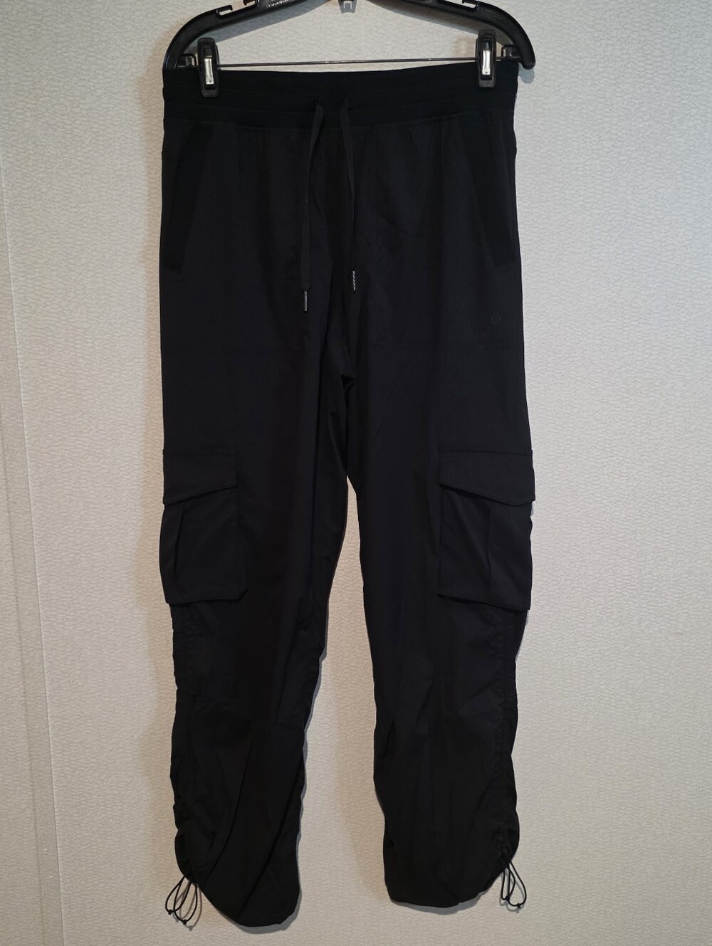 Lululemon Dance Studio Relaxed Fit Mid Rise Cargo Pant Black Size Medium